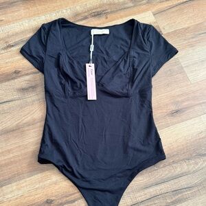 Qinsen black bodysuit